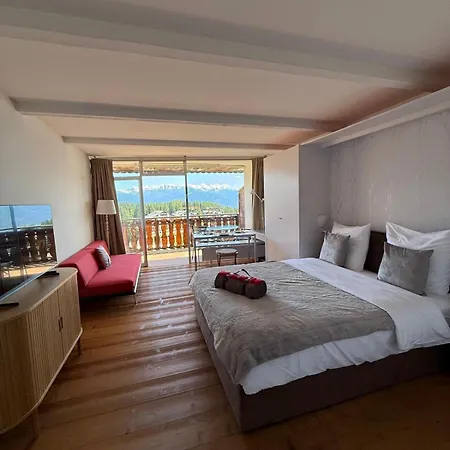 Avec Vue Alpes - Spa, Piscines & Parking Prive A L'hotel De L'etrier * Кран-Монтана