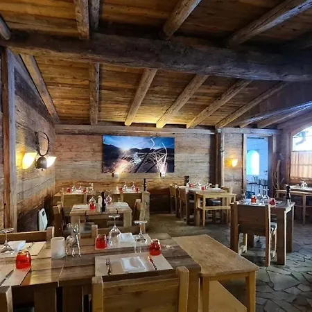 Apartment Vue Panoramique, Piscine, Spa, In-out & Golf A L'hotel De L'etrier A Crans-Montana