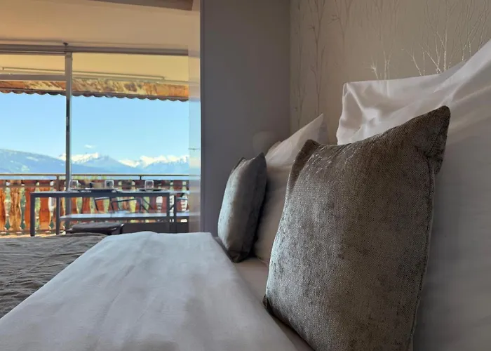 Vue Panoramique, Piscine, Spa, In-out & Golf A L'hotel De L'etrier A Apartment *