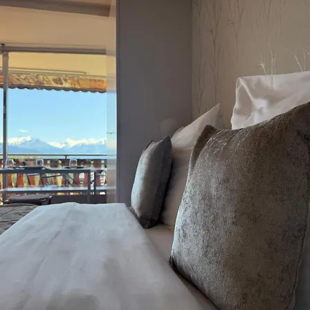 Vue Panoramique, Piscine, Spa, In-out & Golf A L'hotel De L'etrier A Apartamento *