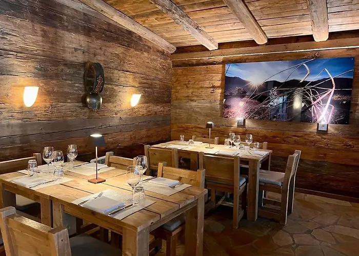 Vue Panoramique, Piscine, Spa, In-out & Golf A L'hotel De L'etrier A Apartmán